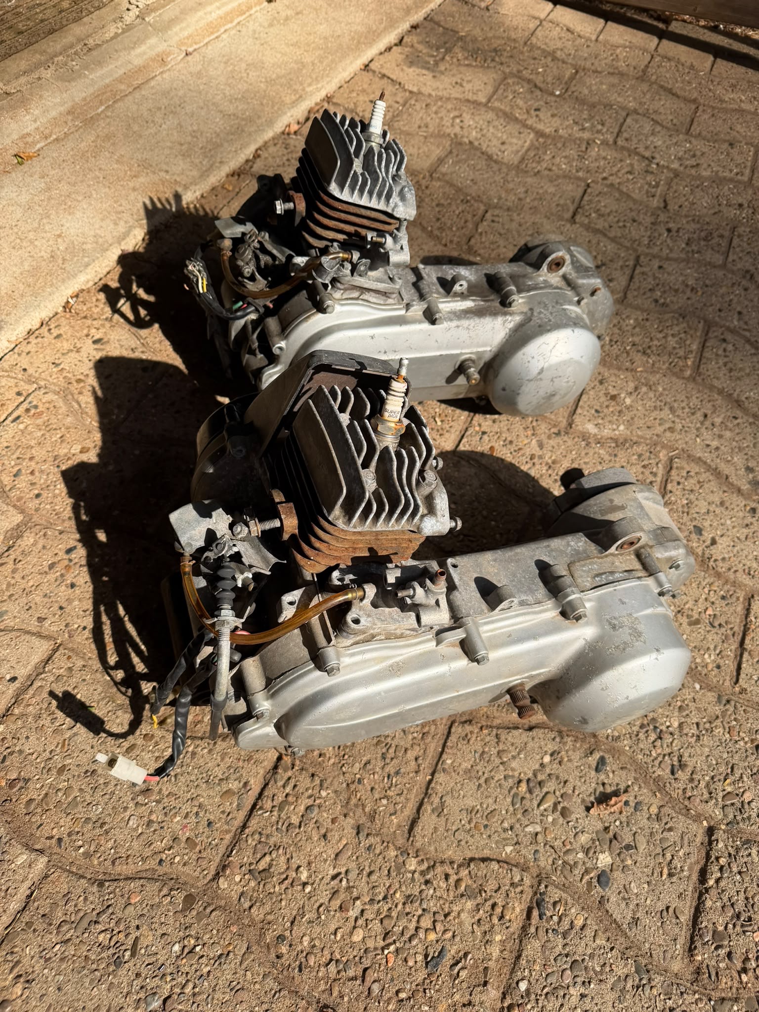 Honda AB 07 Kleinkraftrad von 1985 – 48 cm³ – 7.686 km laut Tacho + 2 Motoren