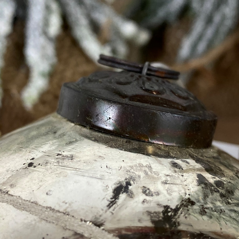 Weihnachtskugel antiksilber 10 cm