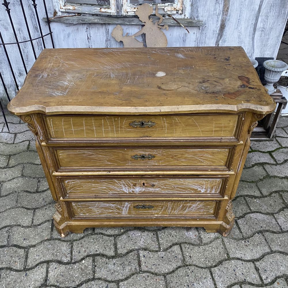 Kommode mit 4 Schubladen / antik / Massivholz