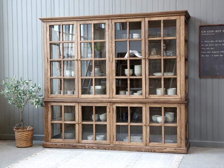 Vitrinenschrank 8 Türen aus Recyclingholz