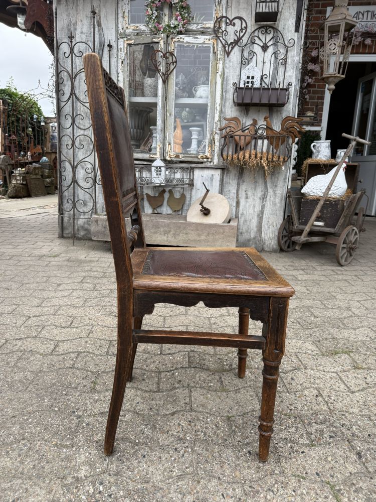 Antiker Stuhl aus Eiche mit Leder – um 1900