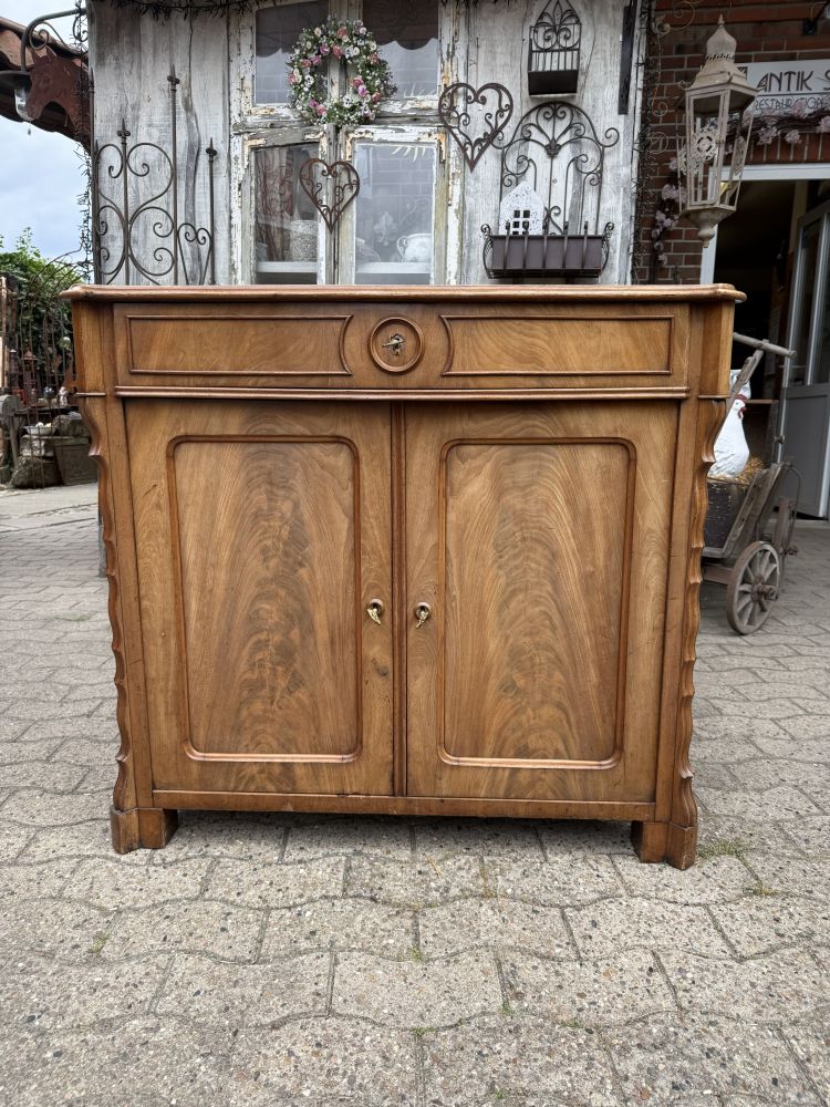 Antike Mahagoni-Kommode um 1870/1880 – mit Besteckschüben