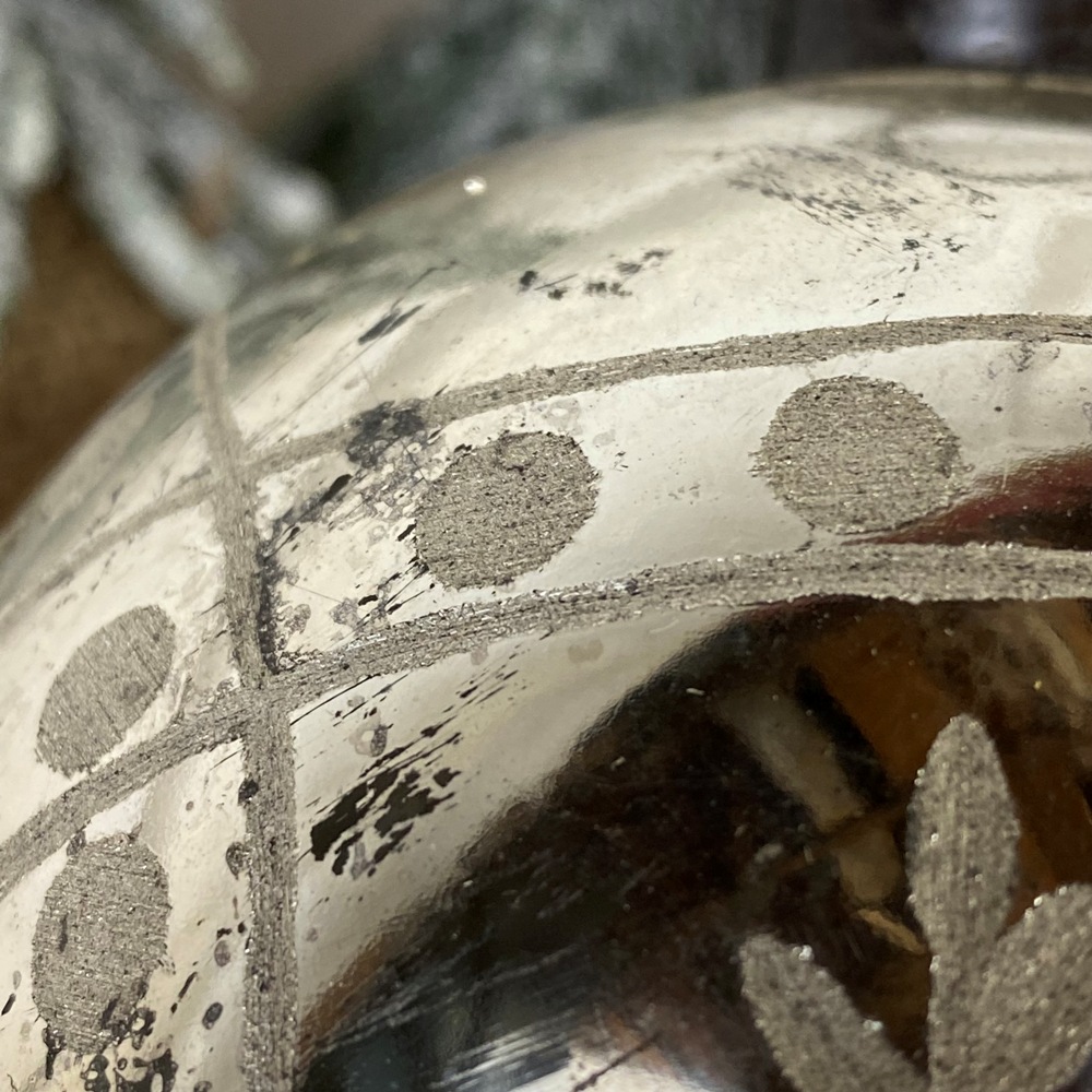 Weihnachtskugel antiksilber 10 cm