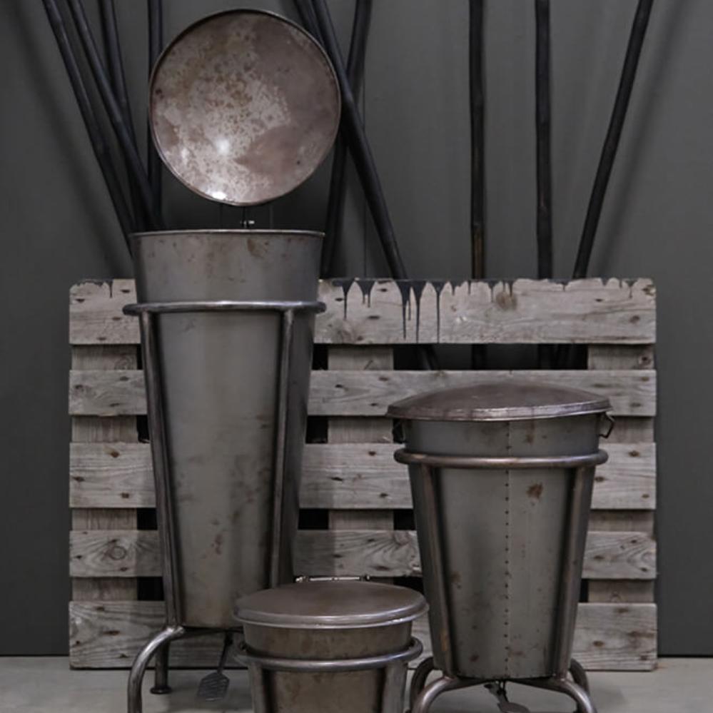 Großer Industrial Treteimer aus Roh-Eisen – Matt lackiert | Vintage Metall Mülleimer | Trademark Living