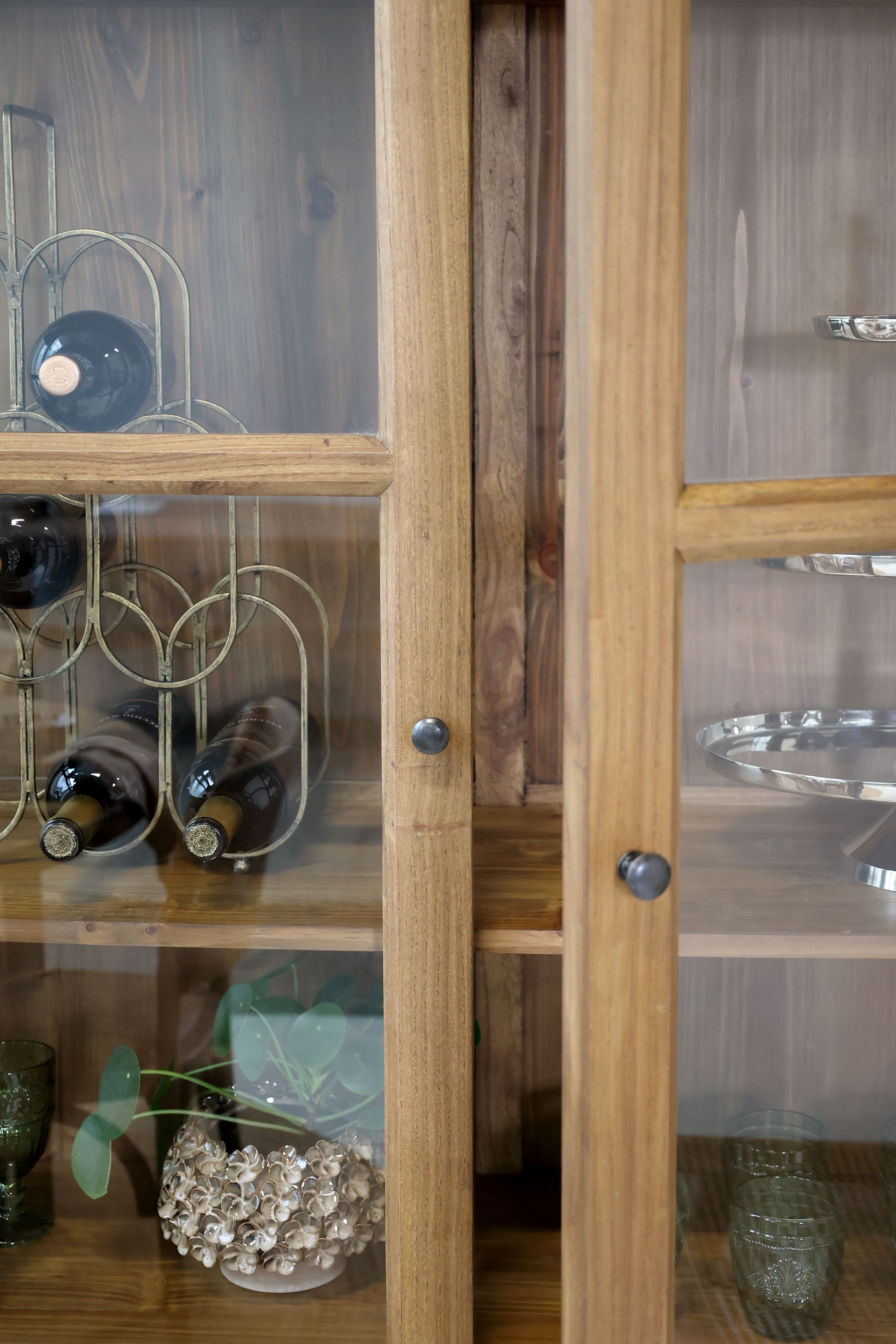 Marseille Vitrinenschrank – Chic Antique Dänemark, Ulmenholz Natur