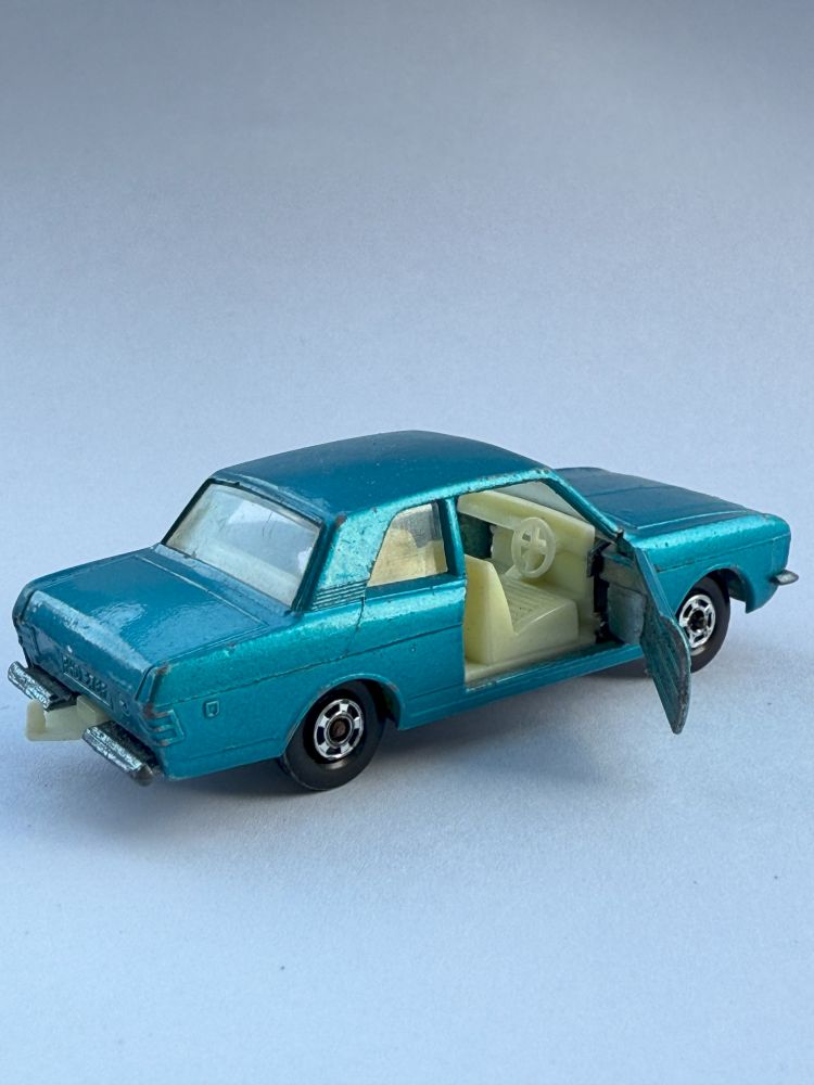 Ford Cortina Nr. 25 Matchbox Modellauto aus Metall – Vintage