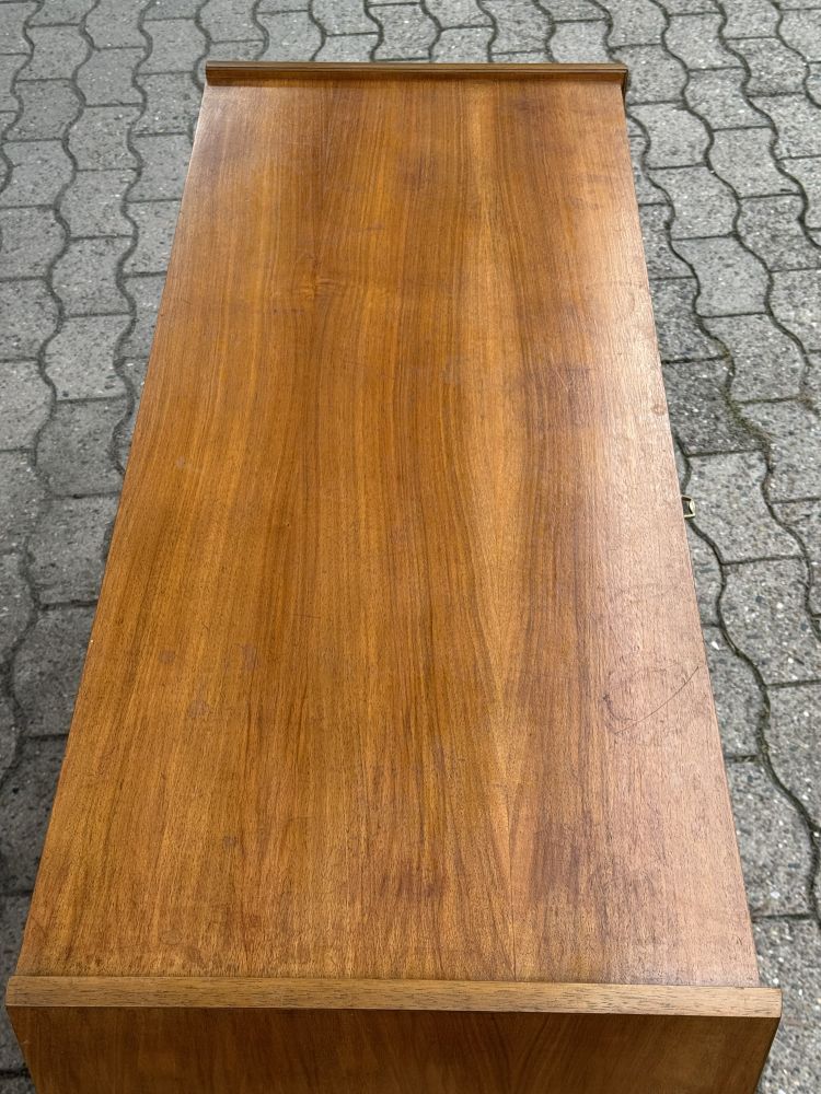 Mid Century Kommode / Sideboard GfL – Nussbaum – 60er Jahre