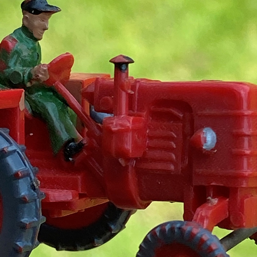 Fahr Dieselschlepper Trecker in rot Siku / Plastik 50/60er Jahre v 48