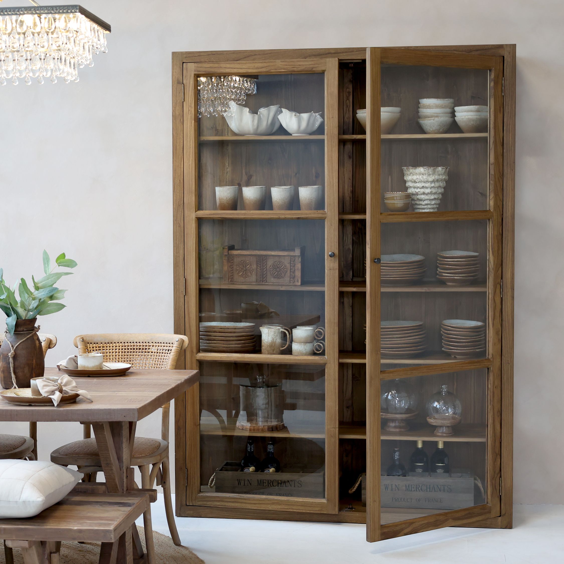 Marseille Vitrinenschrank – Chic Antique Dänemark, Ulmenholz Natur