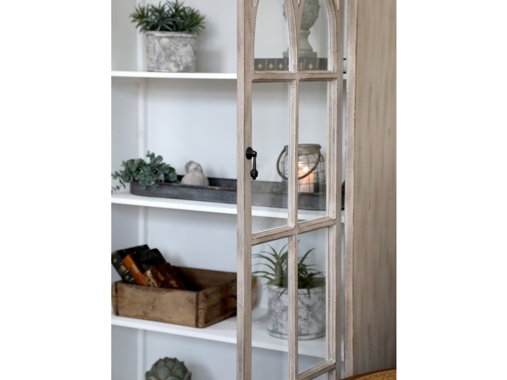 Vitrinenschrank mit Sprossentüren