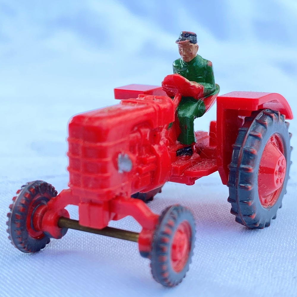 Fahr Dieselschlepper Trecker in rot Siku / Plastik 50/60er Jahre v 48