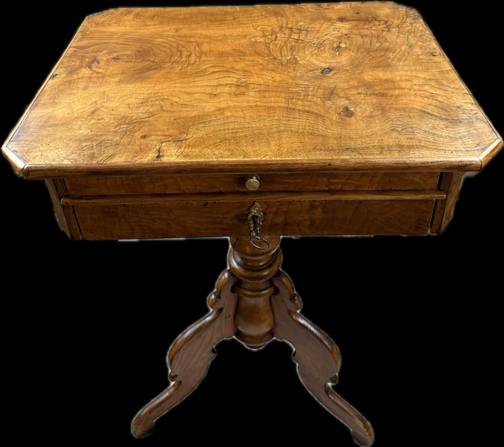 Antiker Nähtisch „Handarbeit“ um 1860 – Eschenholz mit Säulenfuß & Schubladen