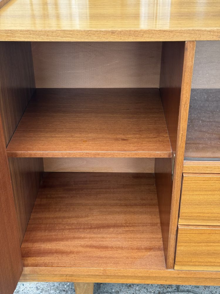 Sideboard „NUSSBAUM 1960“ – Mid Century Sideboard aus den 1960er Jahren