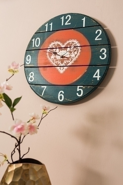 Holzwanduhr Century