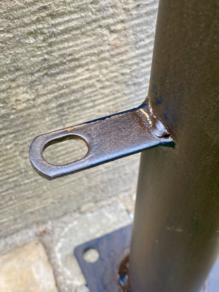 Zaunpfosten / Zaunpfahl "PFOSTY" aus Metall / runde mit Spitze Vintagelook