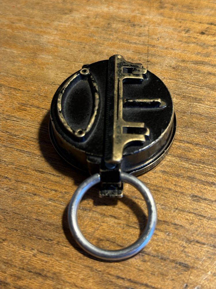 R. Fuess Berlin Marschkompass – Historischer Militärkompass WK2 Vintage