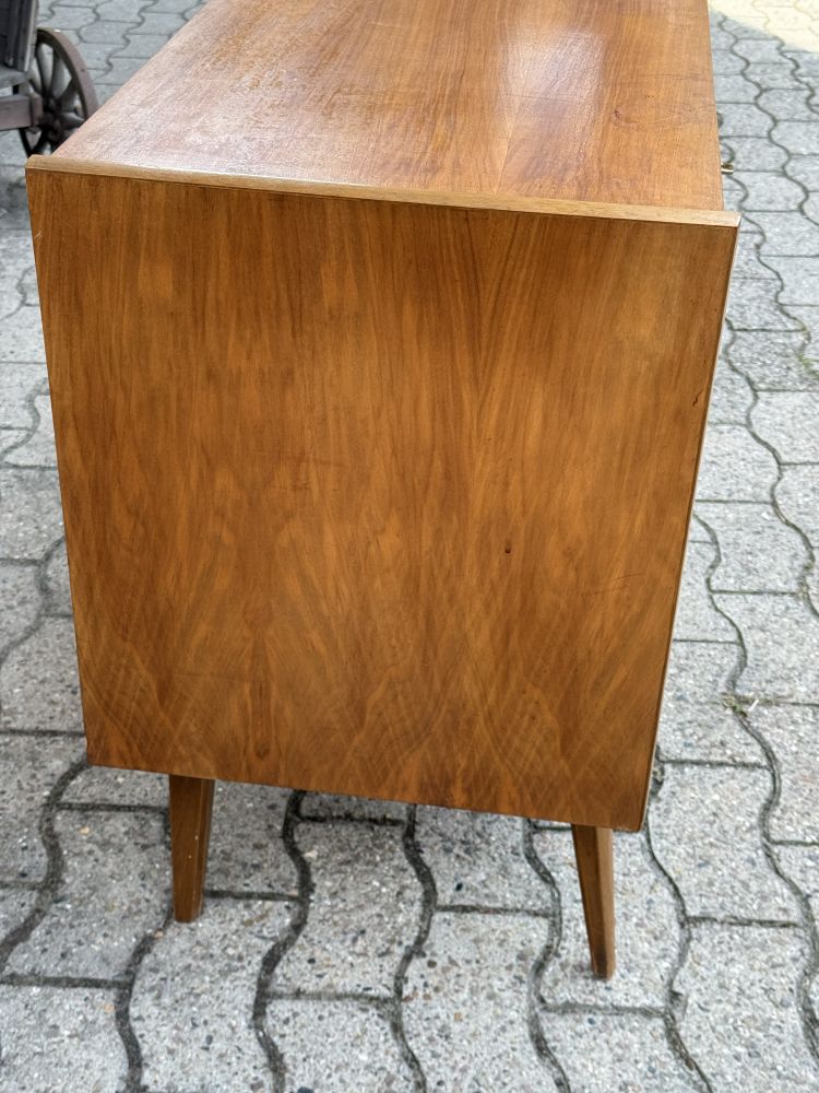 Mid Century Kommode / Sideboard GfL – Nussbaum – 60er Jahre