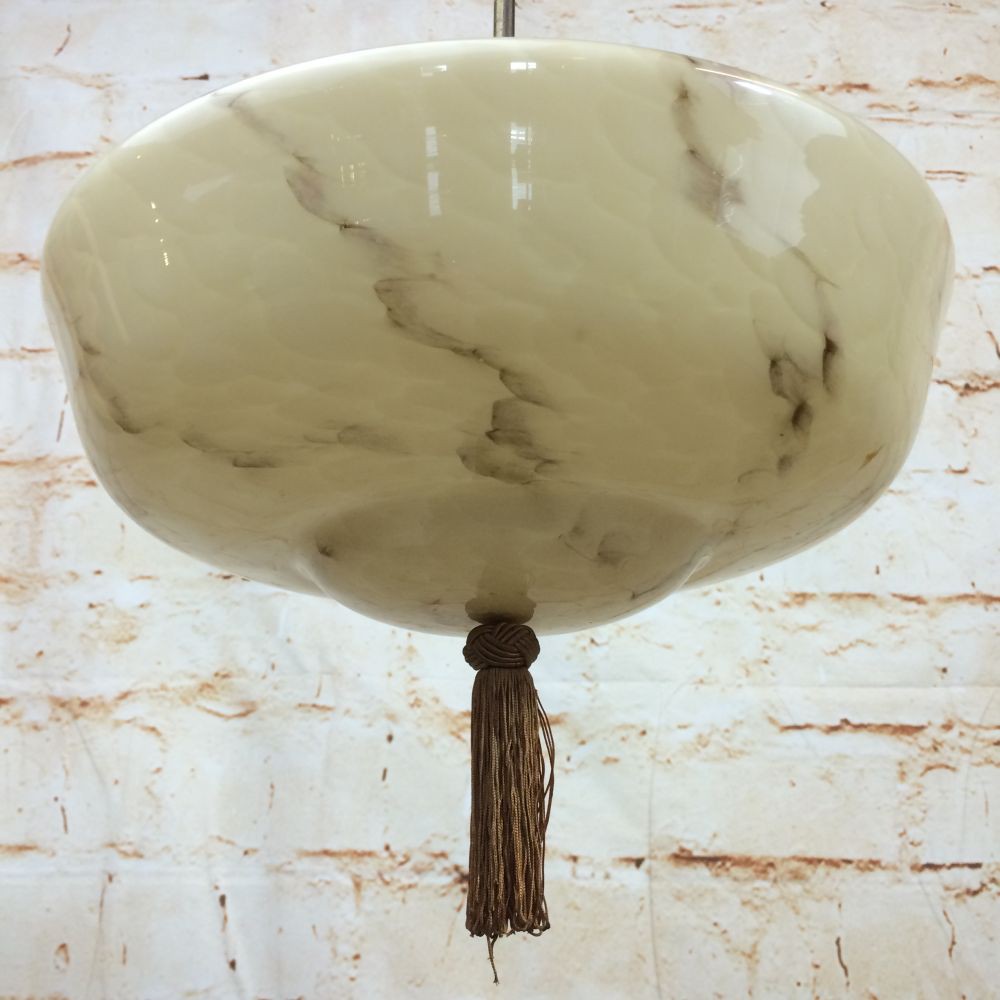 Deckenlampe mit Fransenbommel