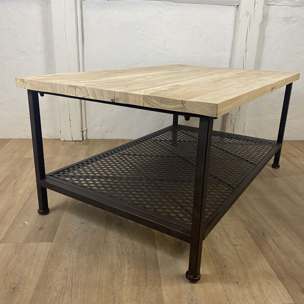Couchtisch NATURAL- INDUSTRIAL / Metall - Altholz / upcycling