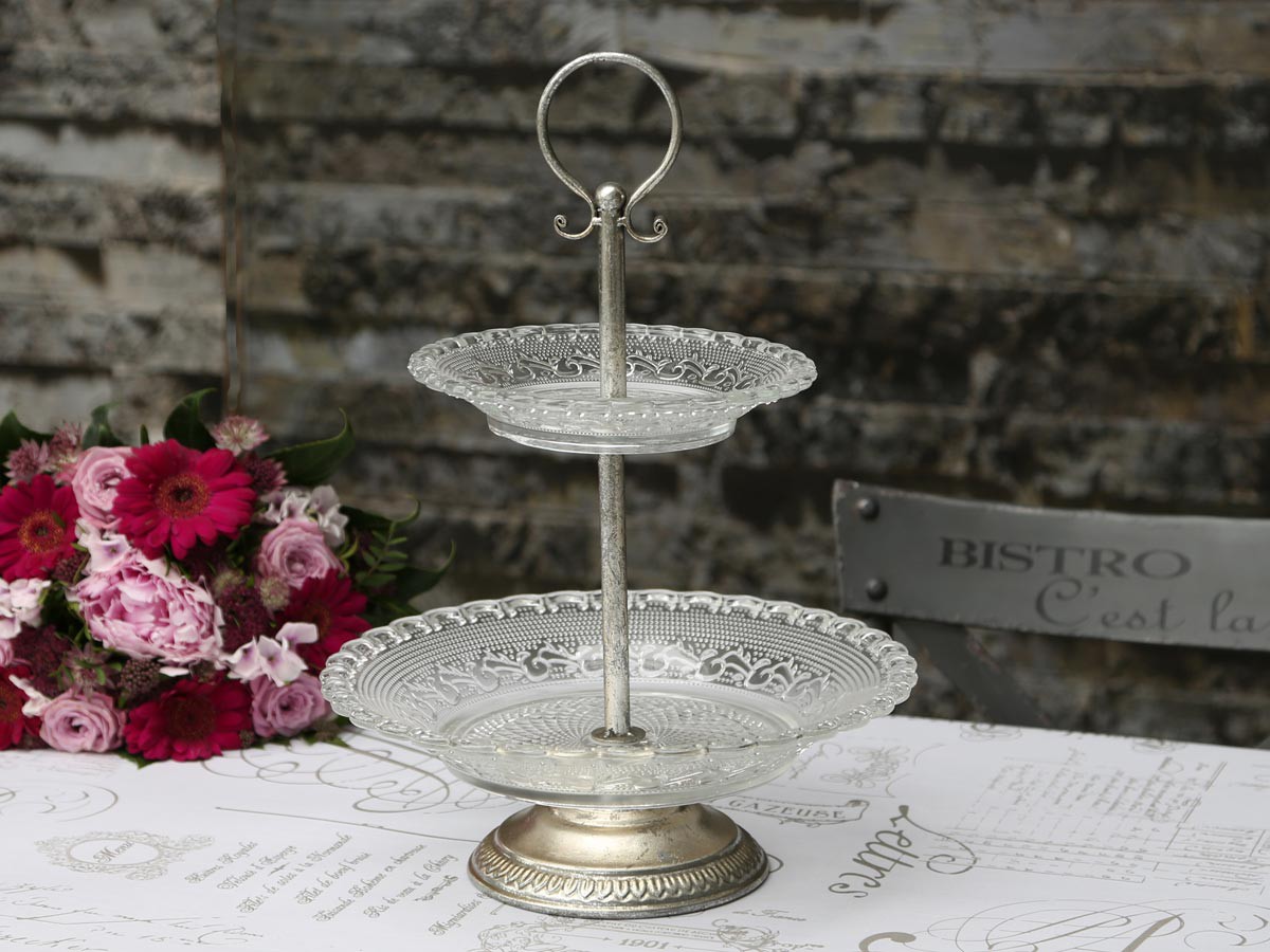 Etagere mit 2 Glasschalen