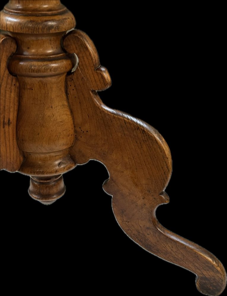 Antiker Nähtisch „Handarbeit“ um 1860 – Eschenholz mit Säulenfuß & Schubladen