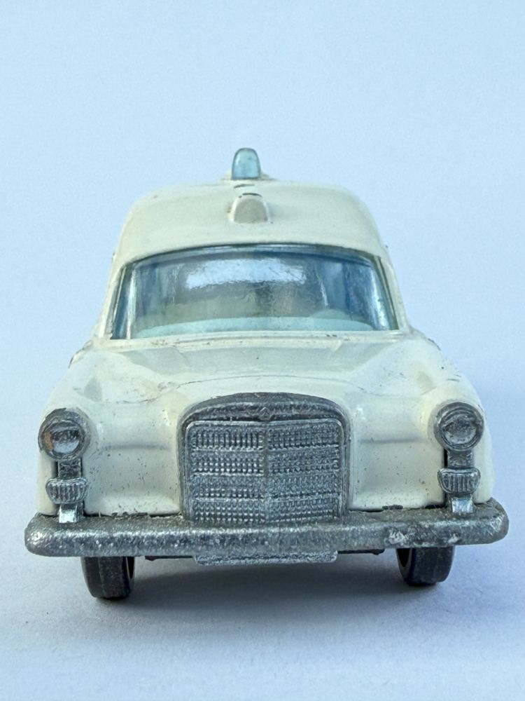 Mercedes Benz "BINZ" Nr. 3 Matchbox Modellauto – Vintage-Fahrzeug