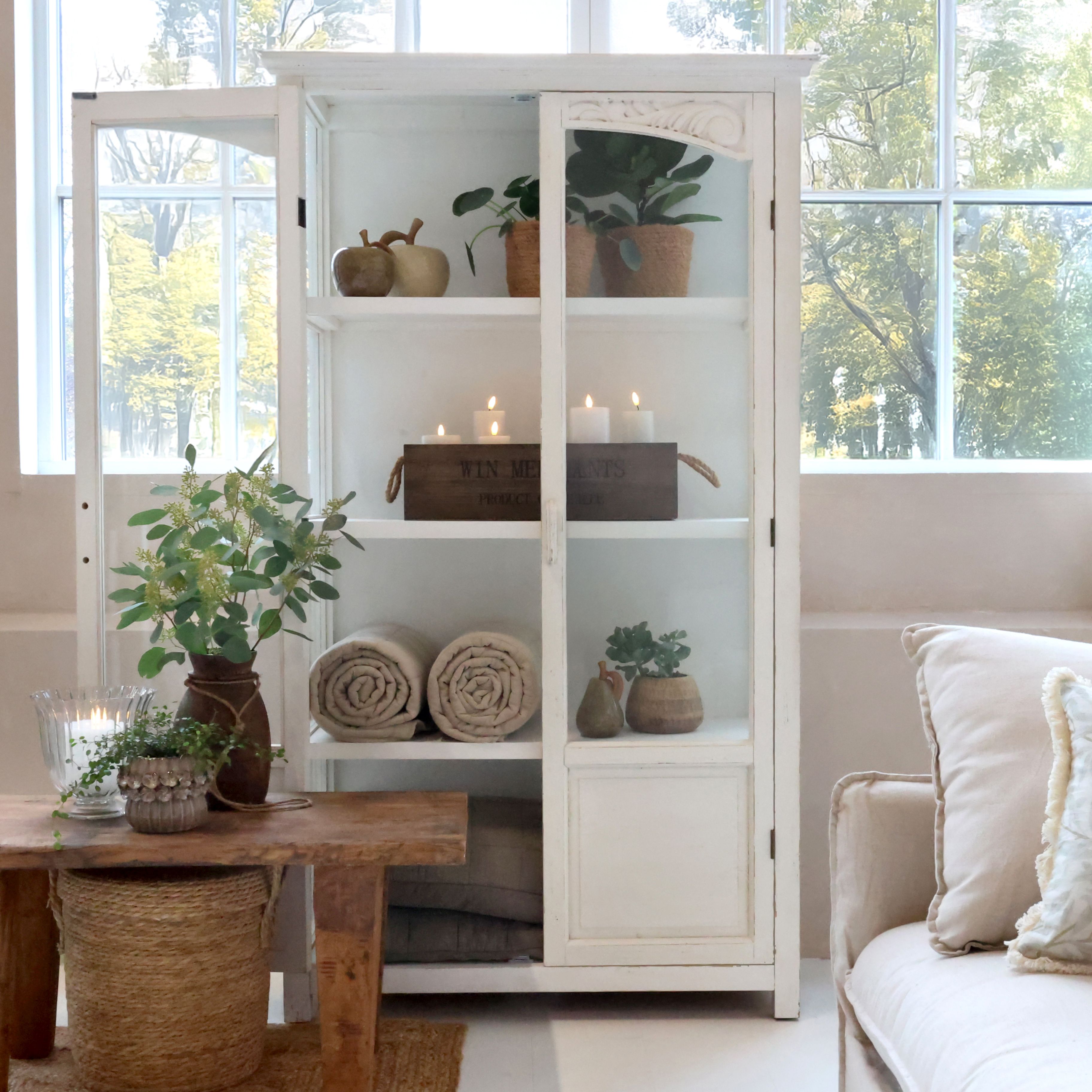Chic Antique Glasschrank Antique Creme – Vintage Landhausstil