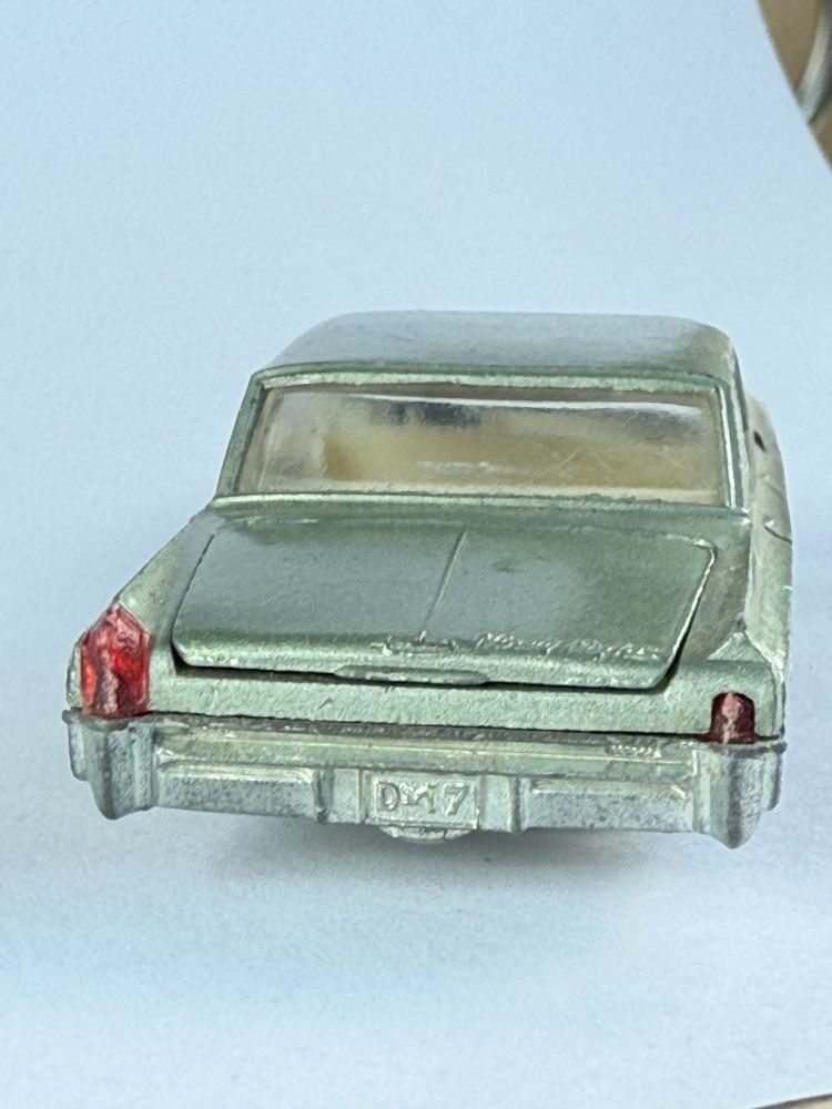 Oldsmobil Holiday Sports-Coupe Siku Modellauto – Metall, 60er/70er Jahre