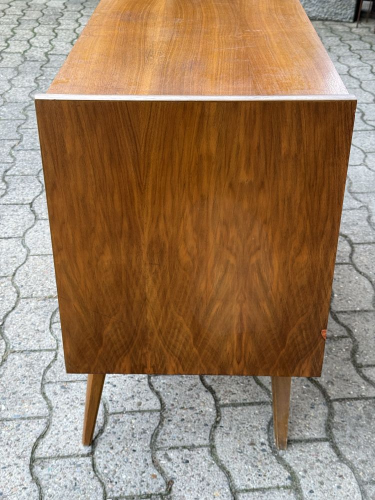 Mid Century Kommode / Sideboard GfL – Nussbaum – 60er Jahre