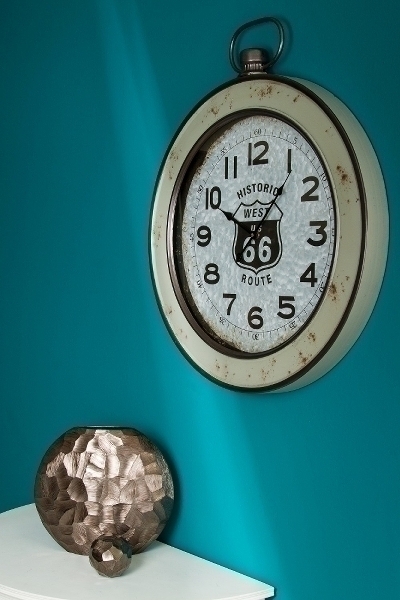 Wanduhr Waclaw aus Holz