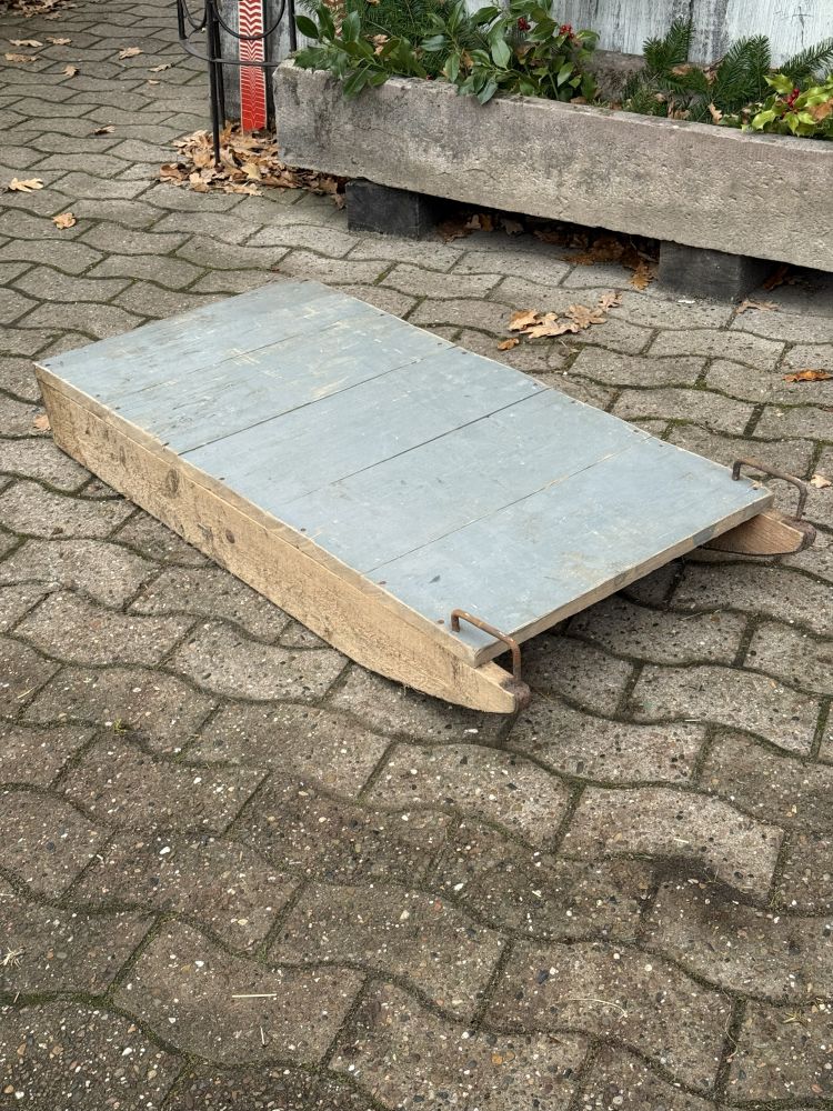 Uralter Holz-Transportschlitten um 1920 – Dekoobjekt