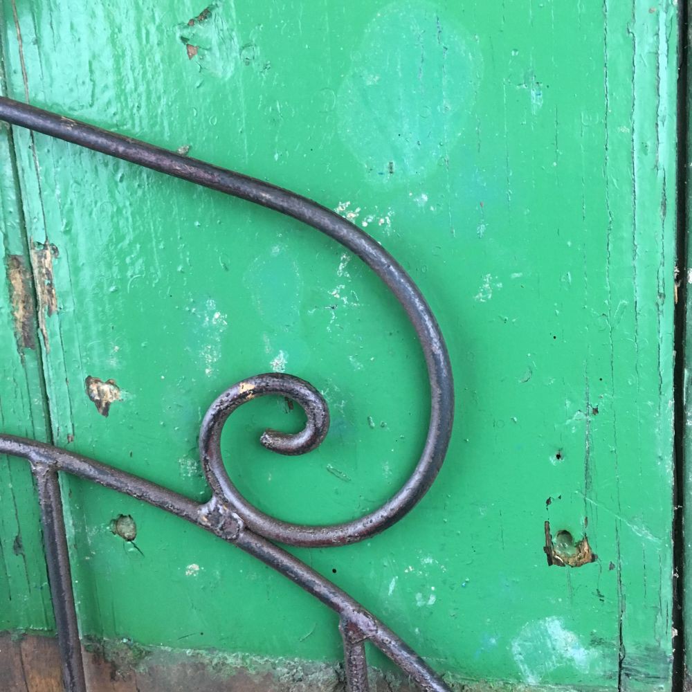 Schlauchhalter aus Metalldraht