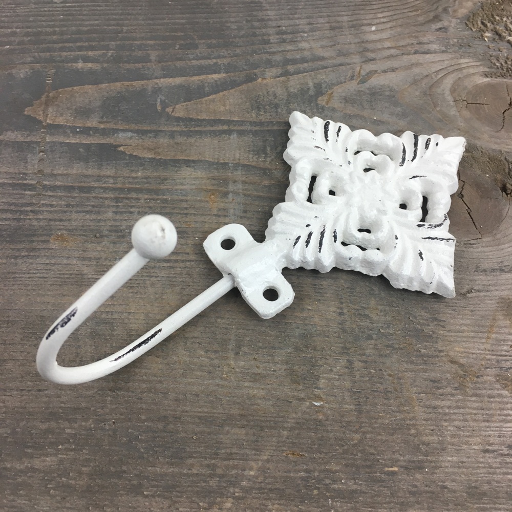Haken aus Metall / Rautenform / antik weis