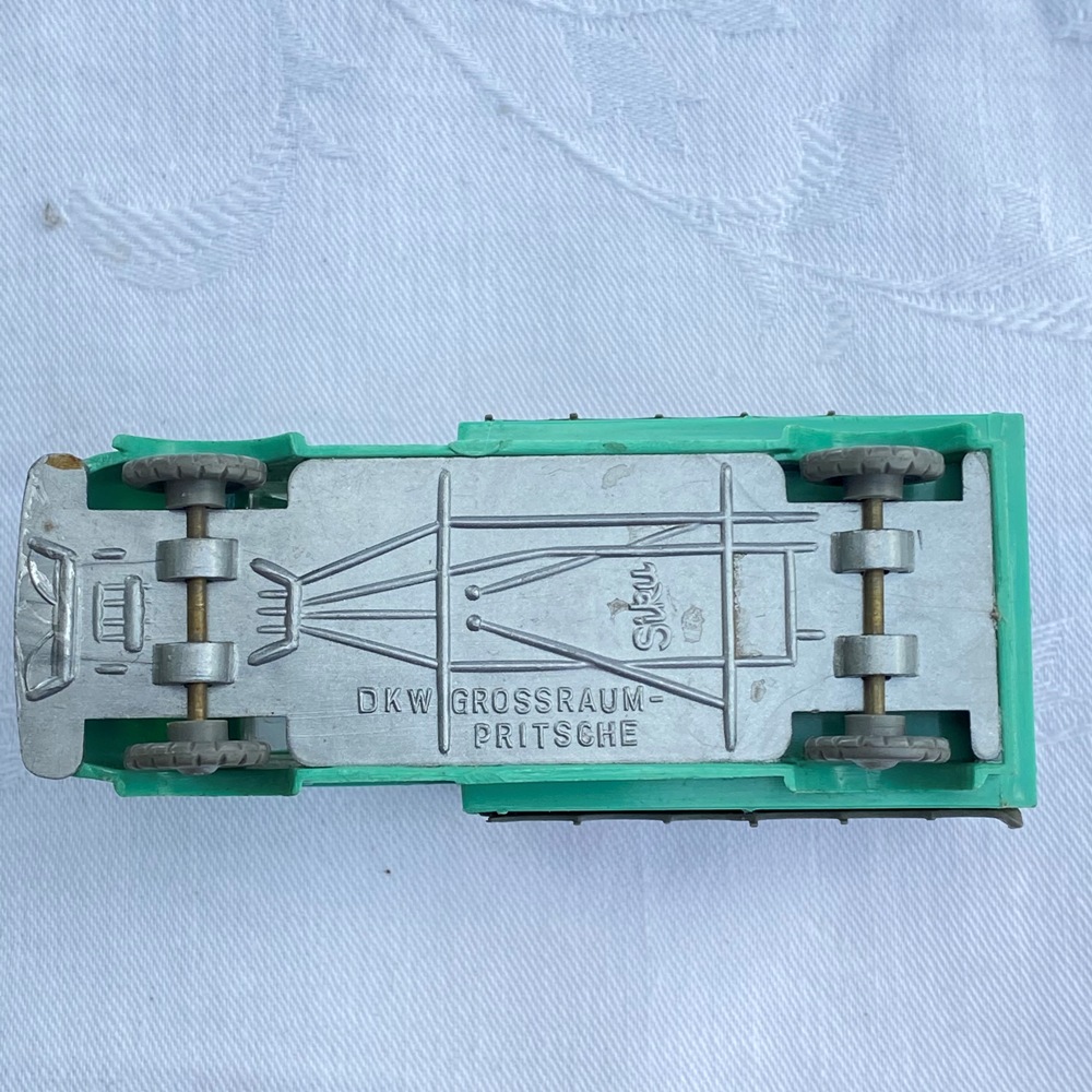 Siku Plastik V 24 DKW Großraumpritsche mit Plane Modell 52 grün V-Serie 1