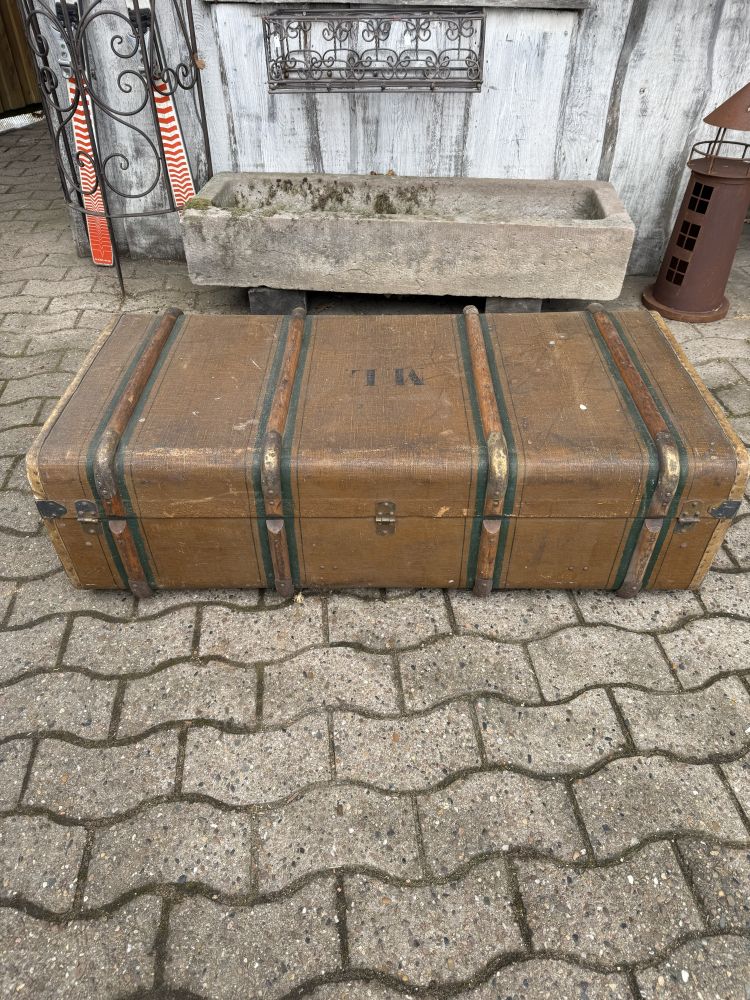 Antiker Überseekoffer „Mädler“ um 1900 – Original Reisekiste mit Messingbeschlägen