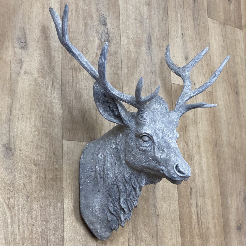 Hirschkopf / Dekohirsch für die Wand / antik patiniert