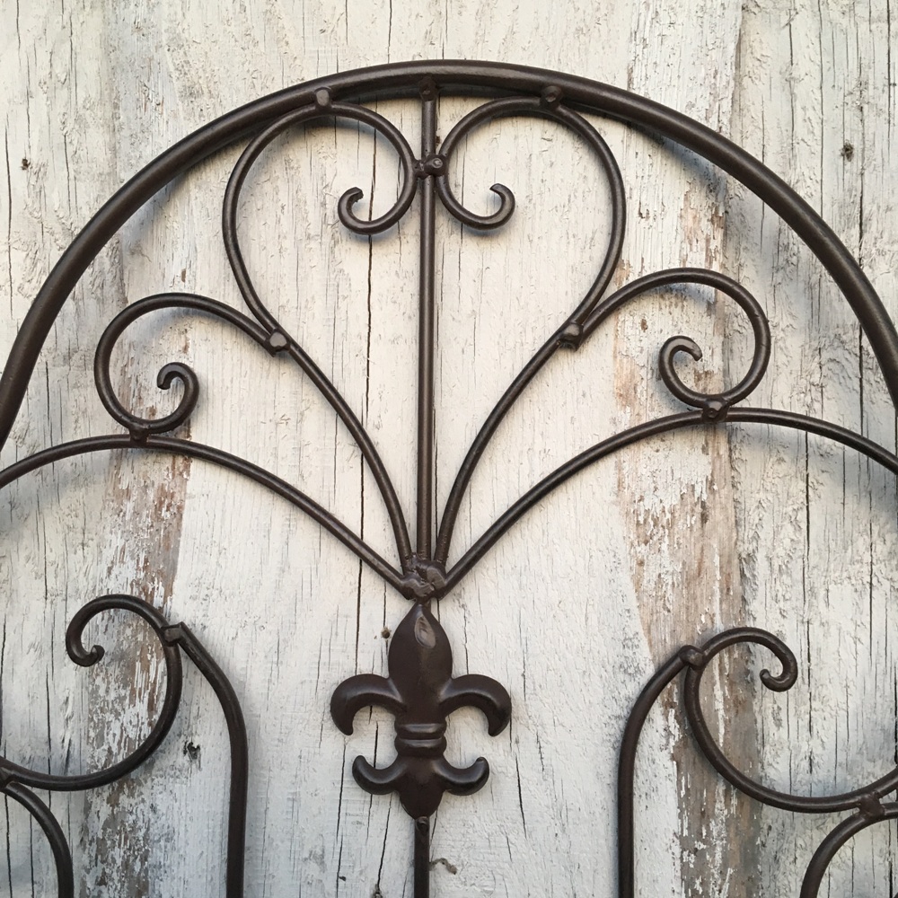 Wandkorb/Blumenkasten aus Metall mit Blecheinsatz