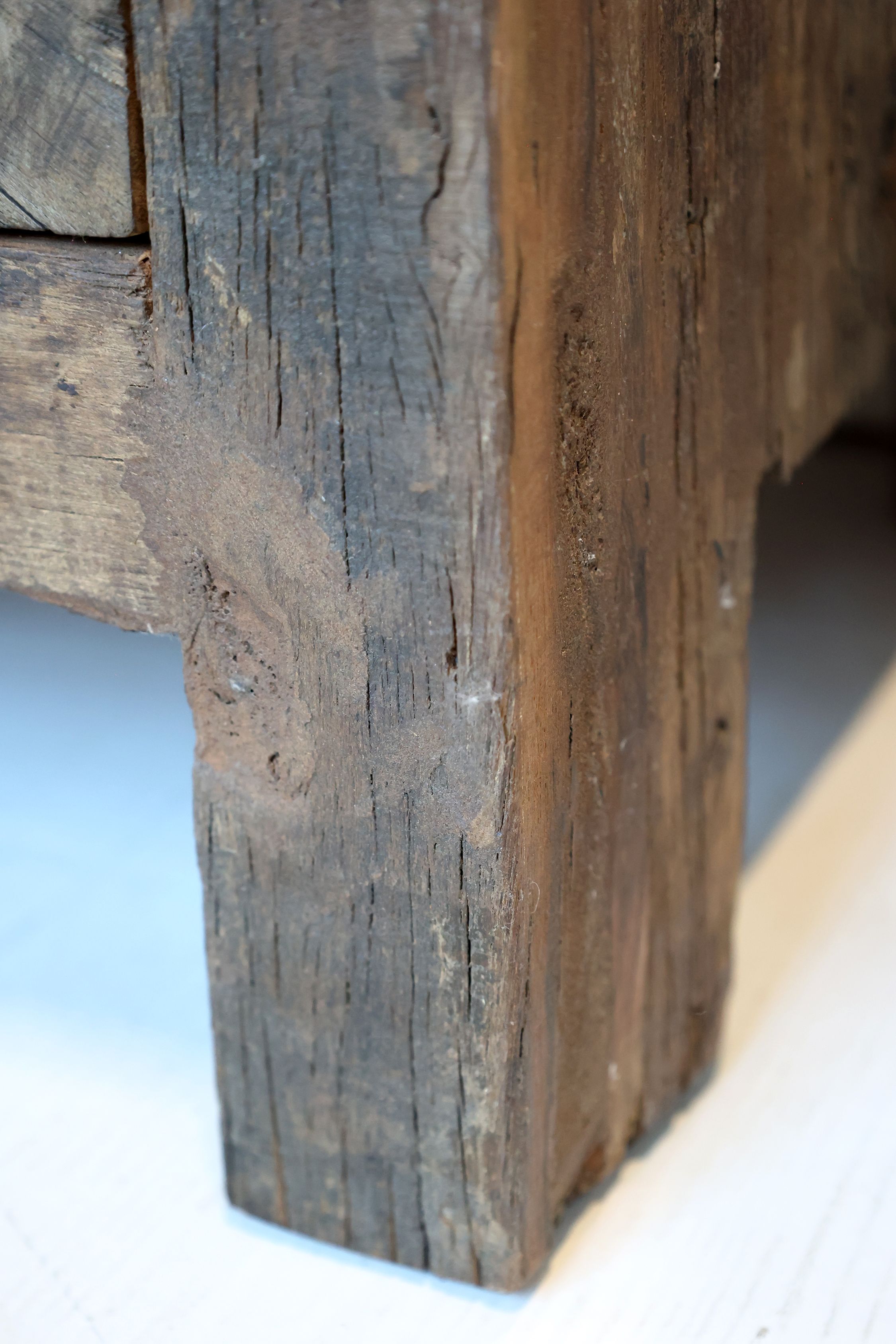 Chic Antique Grimaud Schrank mit Türen und Schubladen – Unikat aus Recyclingholz