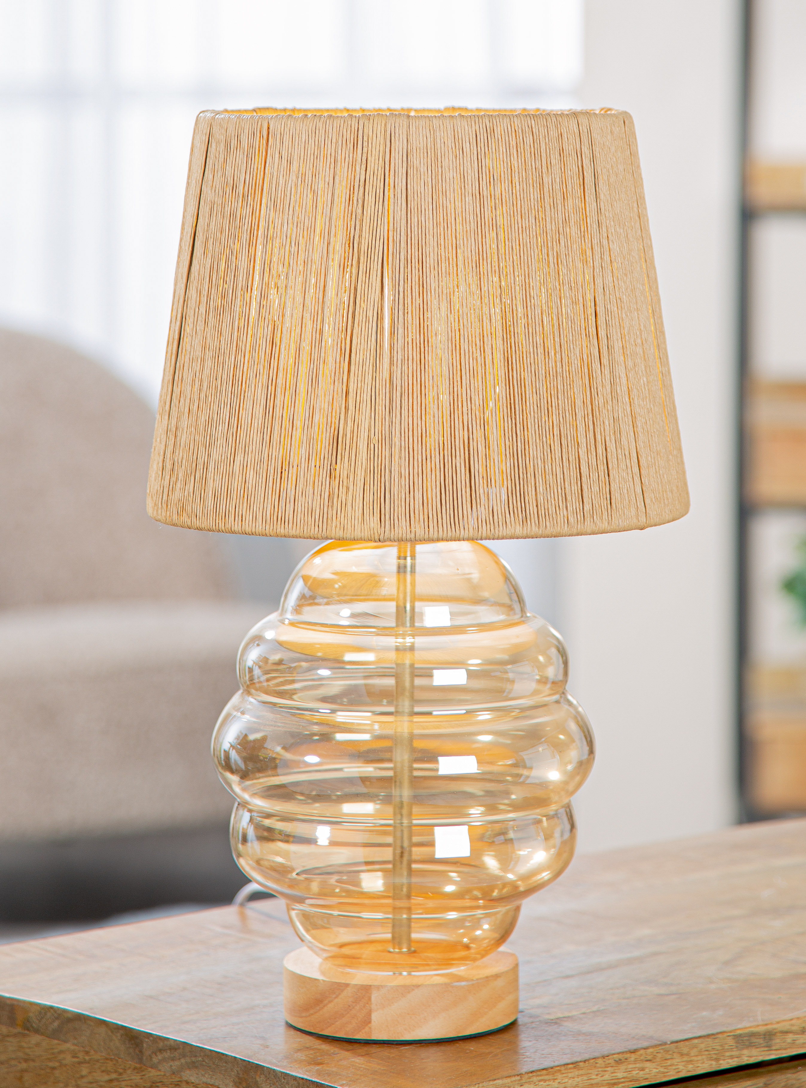 Colmena Glow – Organische Tischleuchte aus Glas mit Natur-Papierseilschirm