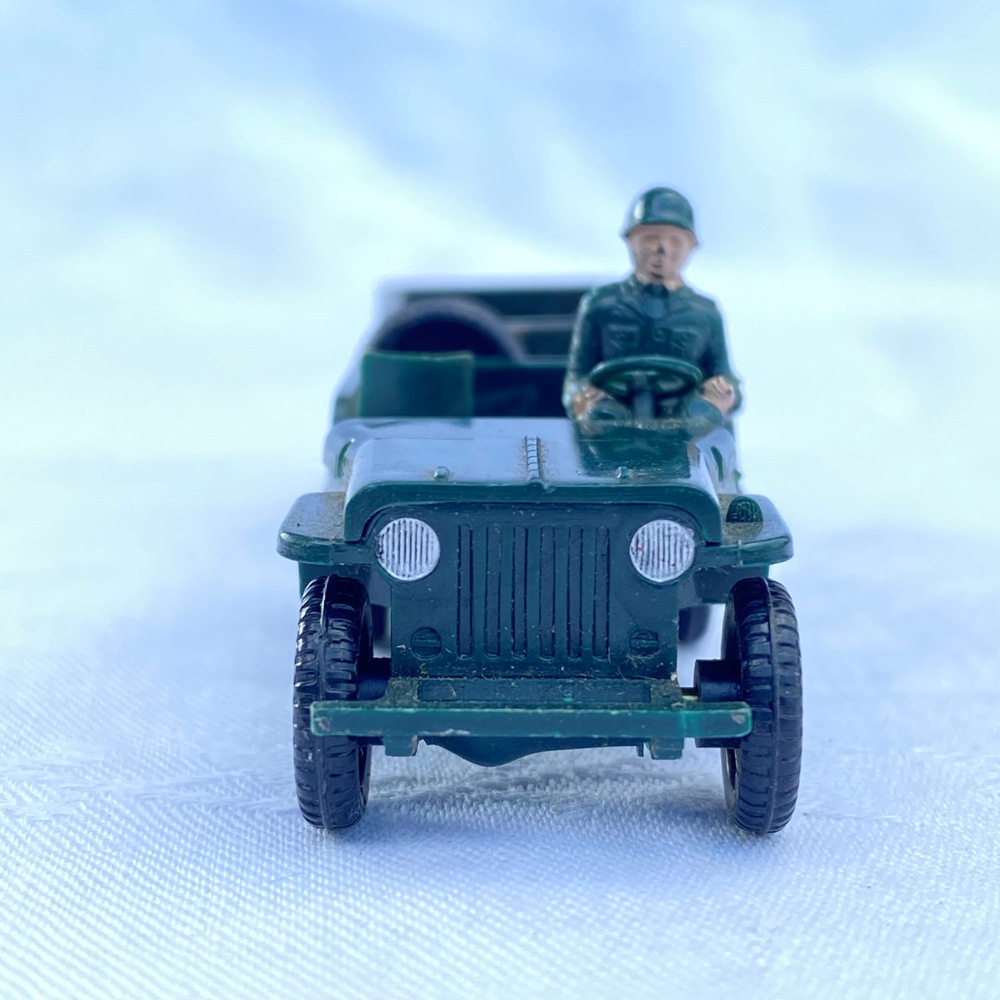 Jeep mit Anhänger Militär Siku / Plastik 50/60er Jahre / V92 V93