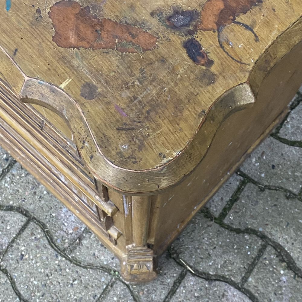 Kommode mit 4 Schubladen / antik / Massivholz