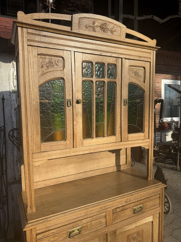 Jugendstil Buffetschrank aus Eichenholz